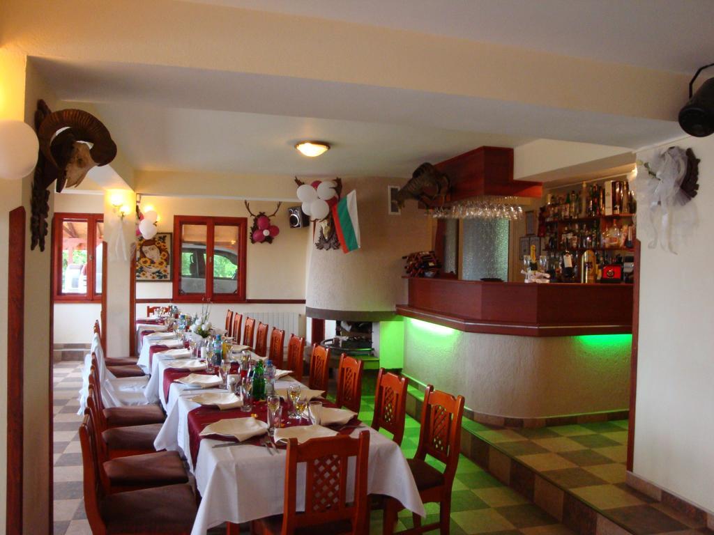 Family Hotel Diana Lyaskovo  Εξωτερικό φωτογραφία