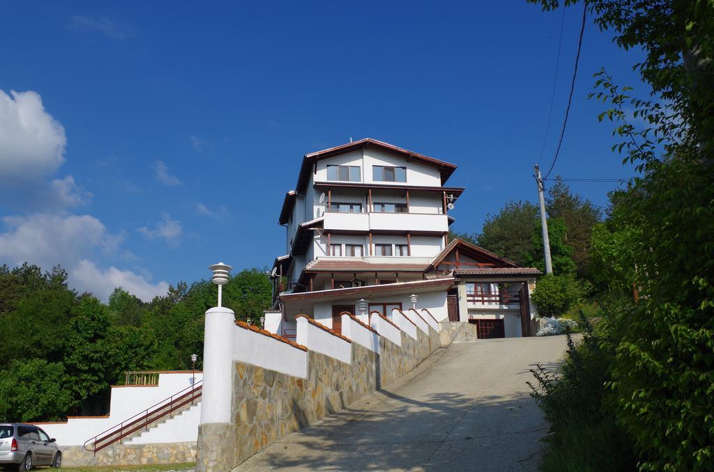 Family Hotel Diana Lyaskovo  Εξωτερικό φωτογραφία