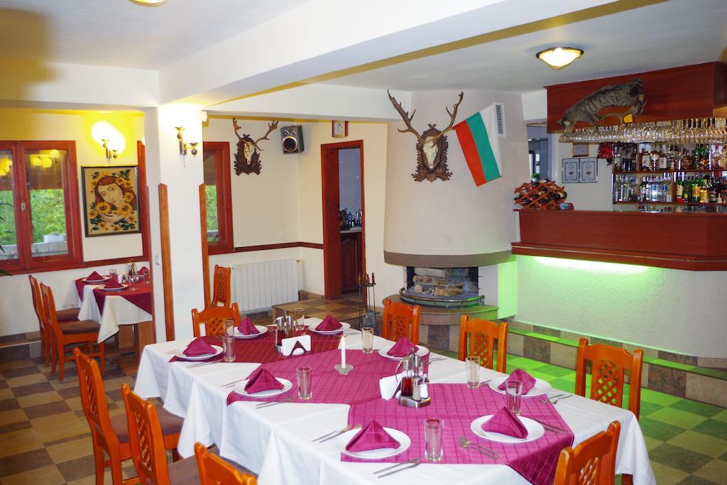 Family Hotel Diana Lyaskovo  Εξωτερικό φωτογραφία