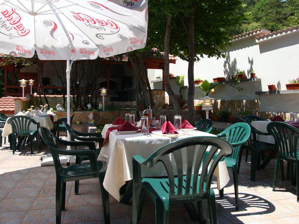 Family Hotel Diana Lyaskovo  Εξωτερικό φωτογραφία