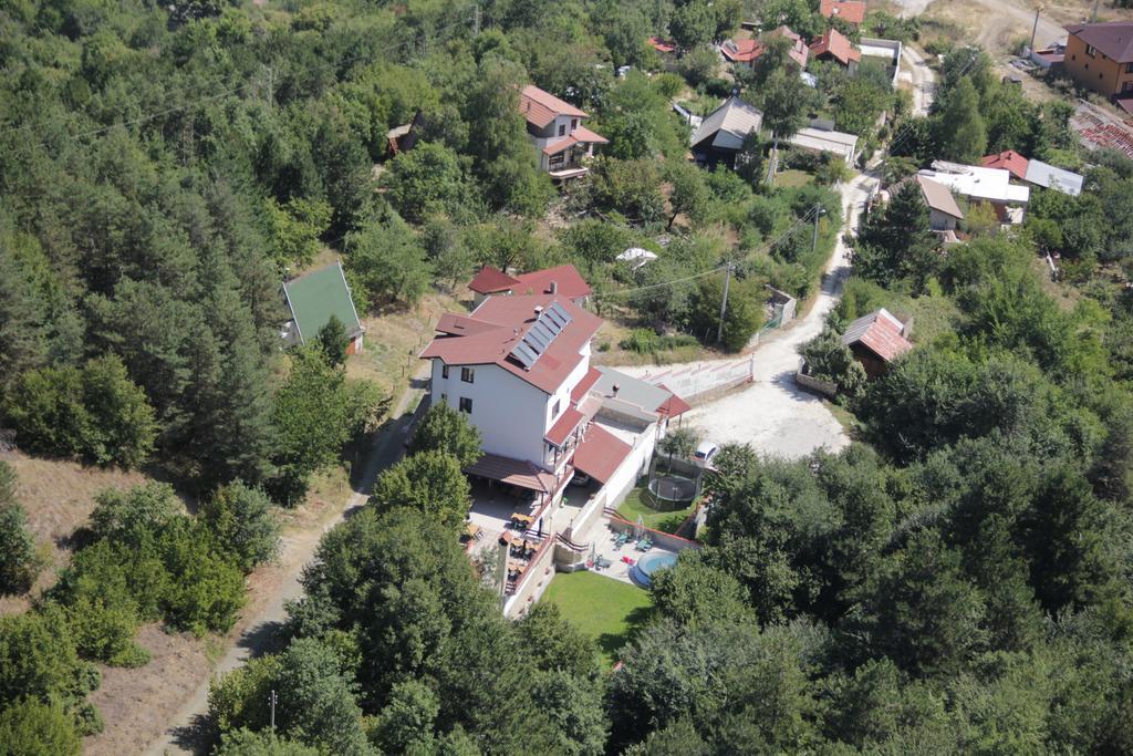 Family Hotel Diana Lyaskovo  Εξωτερικό φωτογραφία