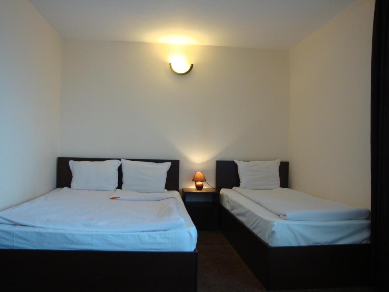 Family Hotel Diana Lyaskovo  Εξωτερικό φωτογραφία